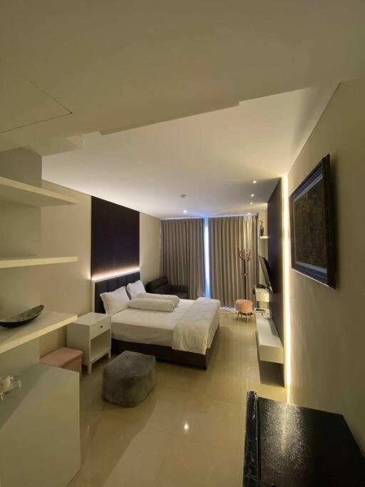 Nagoya Thamrin Apartment High Floor With View エクステリア 写真