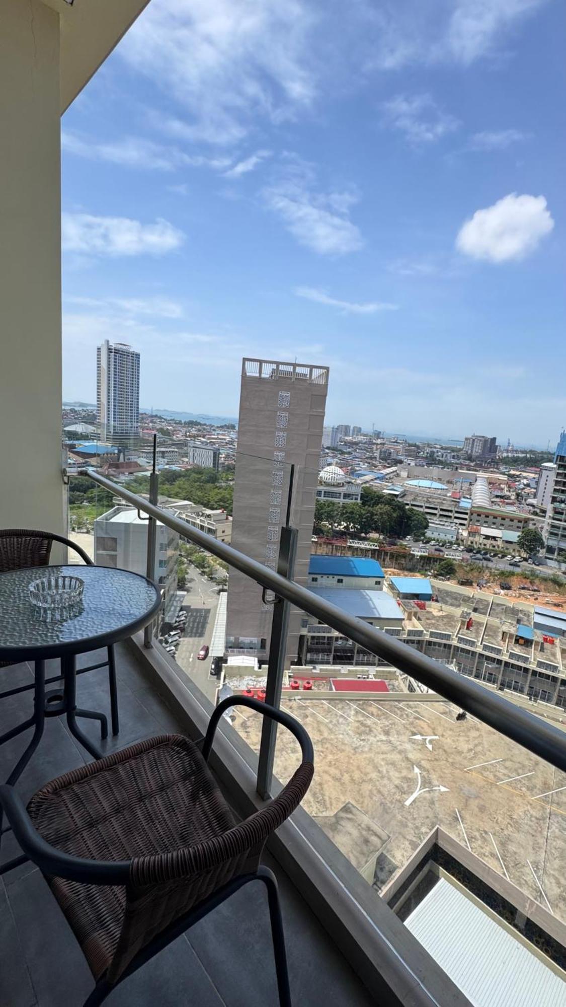 Nagoya Thamrin Apartment High Floor With View エクステリア 写真