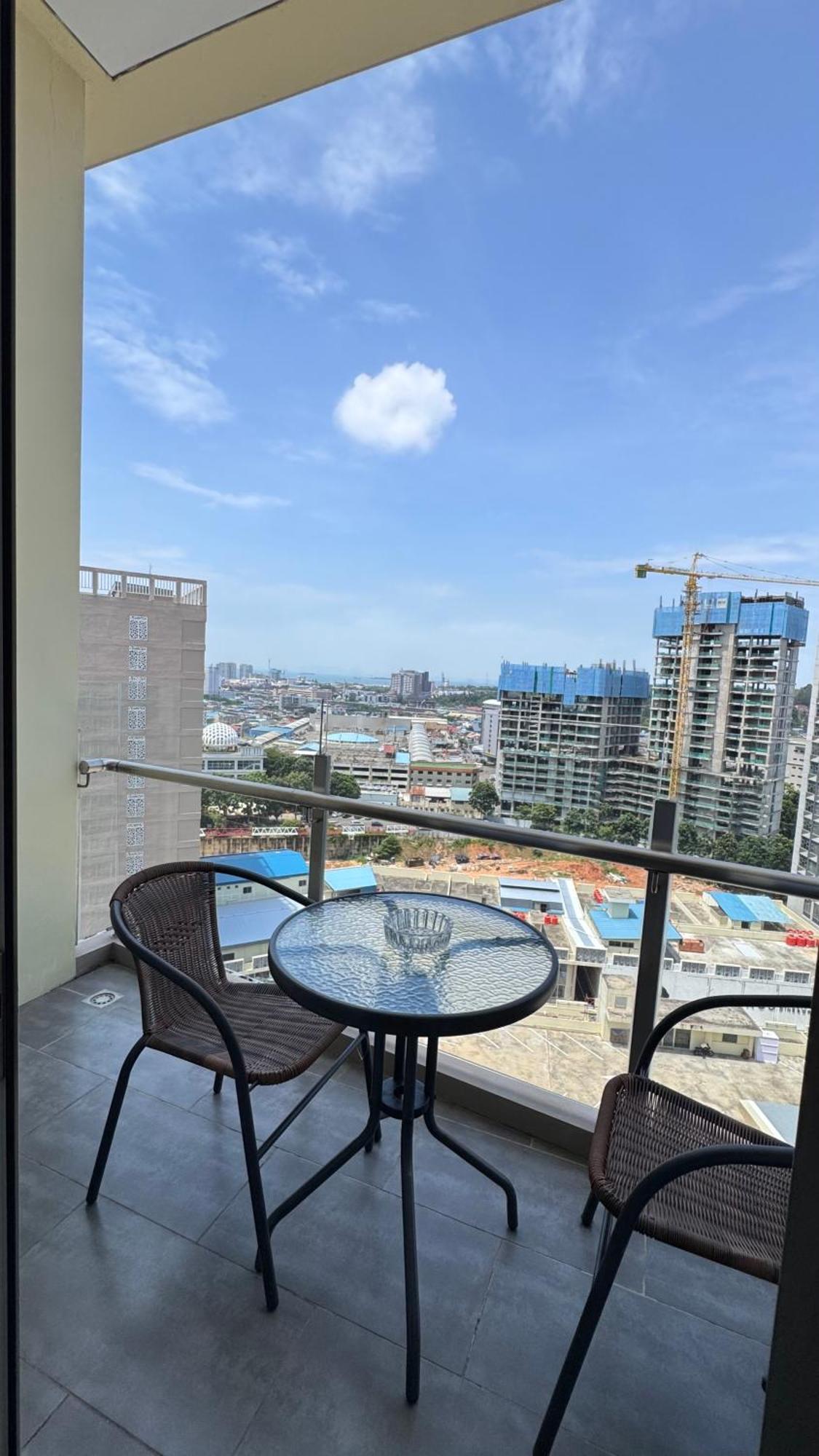Nagoya Thamrin Apartment High Floor With View エクステリア 写真
